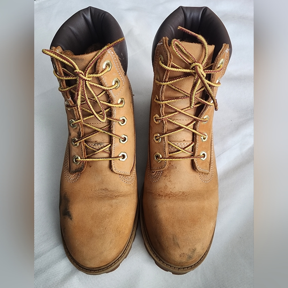 Timberland Leather Upper Boots  size 6M